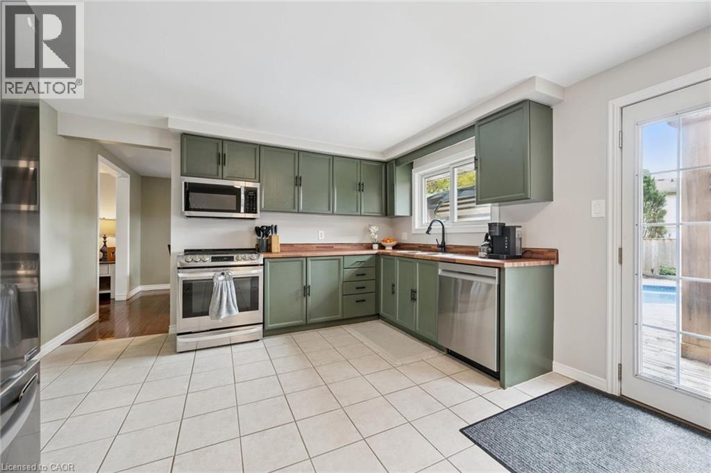 625 PINE ISLAND Crescent thumbnail 10
