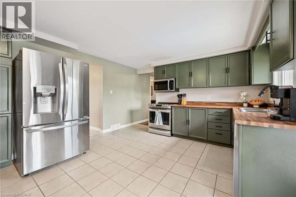 625 PINE ISLAND Crescent thumbnail 12