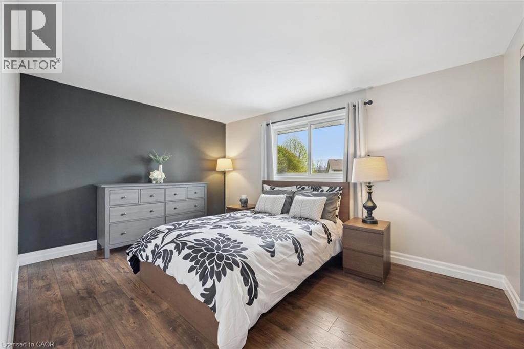 625 PINE ISLAND Crescent thumbnail 21