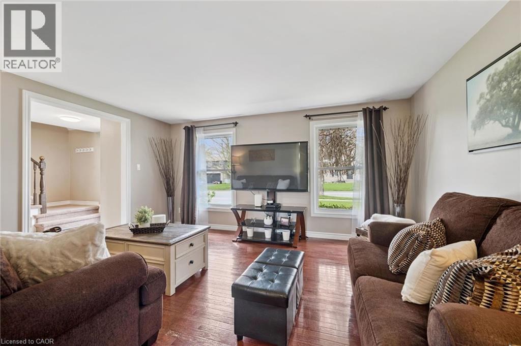 625 PINE ISLAND Crescent thumbnail 15