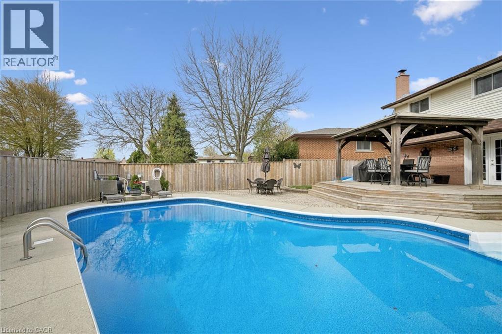 625 PINE ISLAND Crescent thumbnail 36
