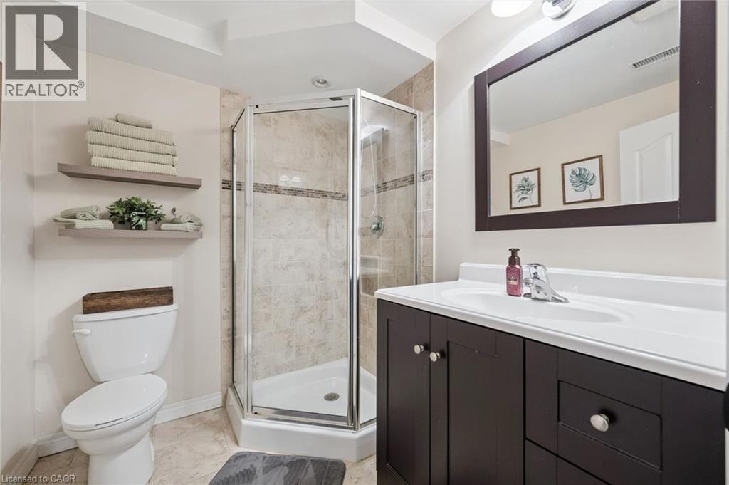 625 PINE ISLAND Crescent thumbnail 32