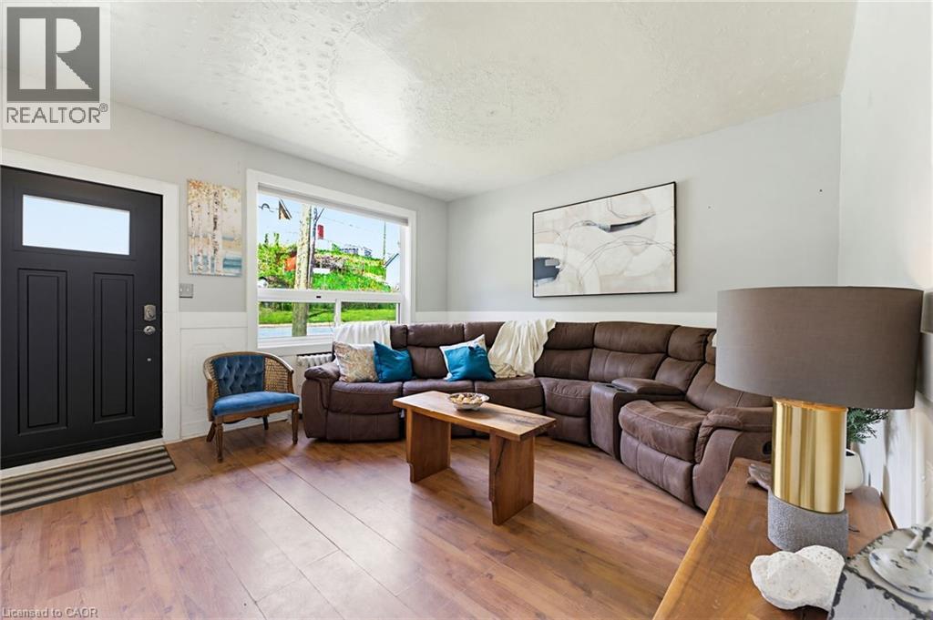 25 BEVERLY Street thumbnail 7