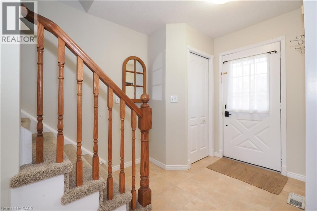 28 BRISTOW CREEK Drive thumbnail 5