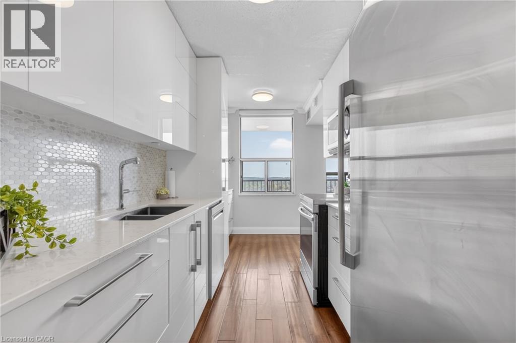 81 CHURCH Street Unit# 1408 thumbnail 25