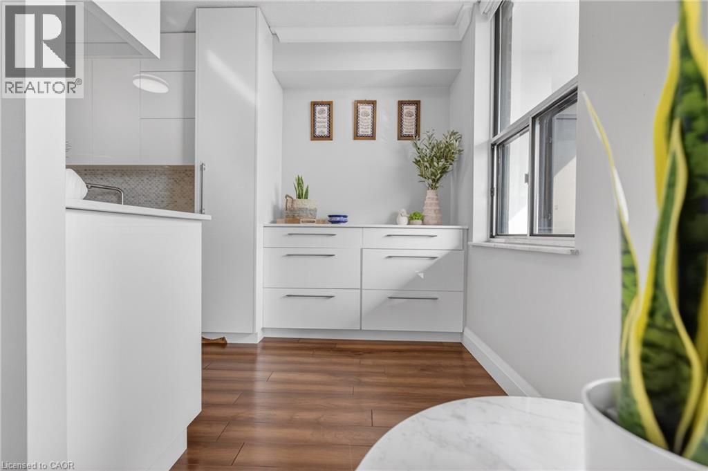 81 CHURCH Street Unit# 1408 thumbnail 16
