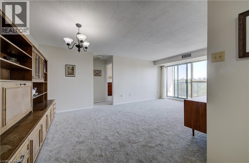 30 BLUE SPRINGS Drive Unit# 610 thumbnail 15