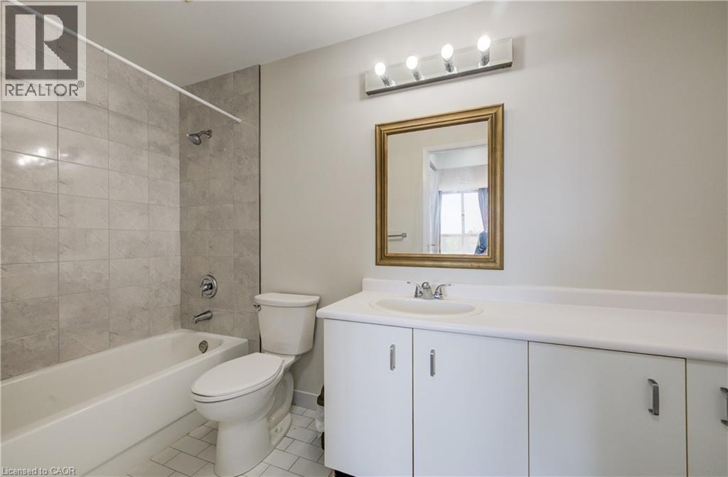 30 BLUE SPRINGS Drive Unit# 610 thumbnail 29