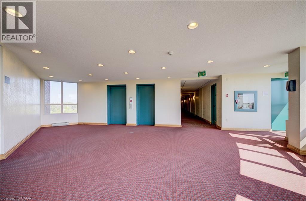 30 BLUE SPRINGS Drive Unit# 610 thumbnail 34