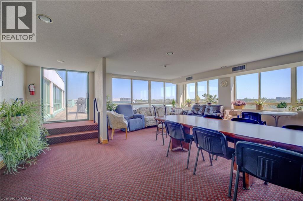 30 BLUE SPRINGS Drive Unit# 610 thumbnail 36