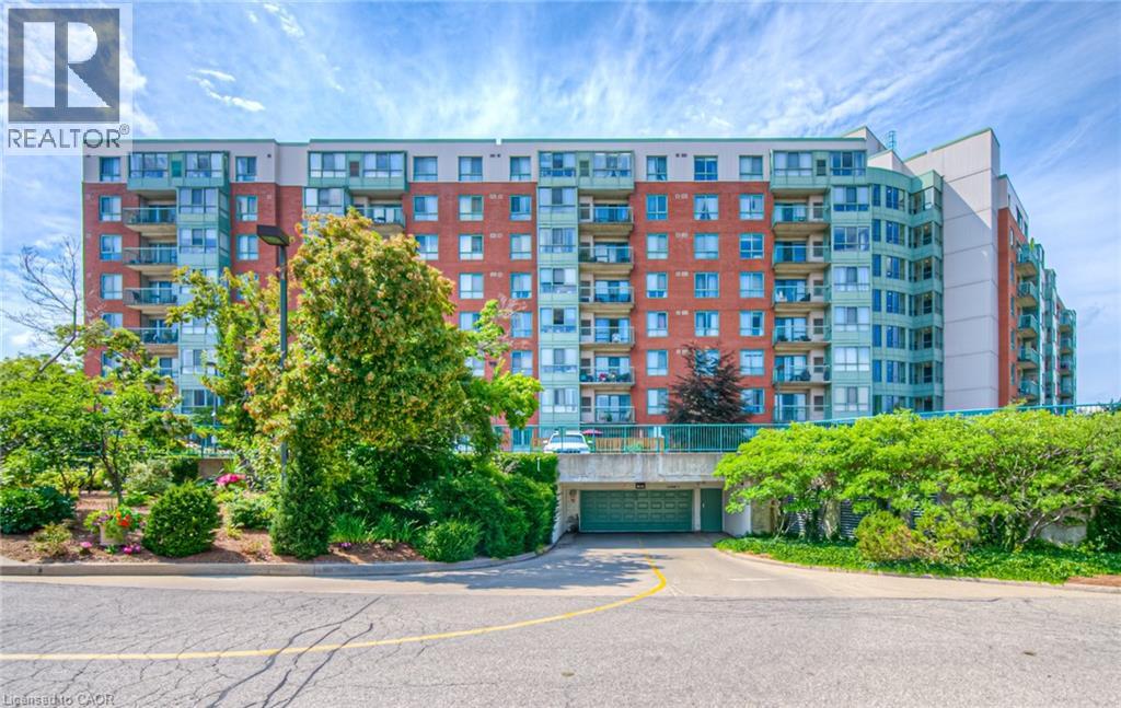30 BLUE SPRINGS Drive Unit# 610 thumbnail 4