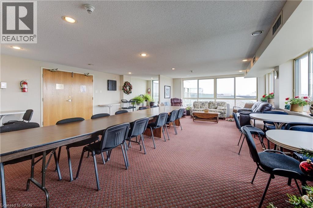 30 BLUE SPRINGS Drive Unit# 610 thumbnail 44