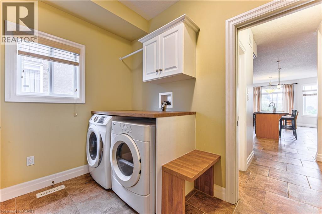 455 WESTCROFT Drive thumbnail 8