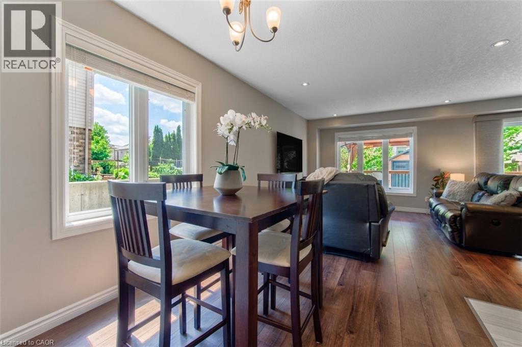 132 TEMPLEWOOD Drive thumbnail 11