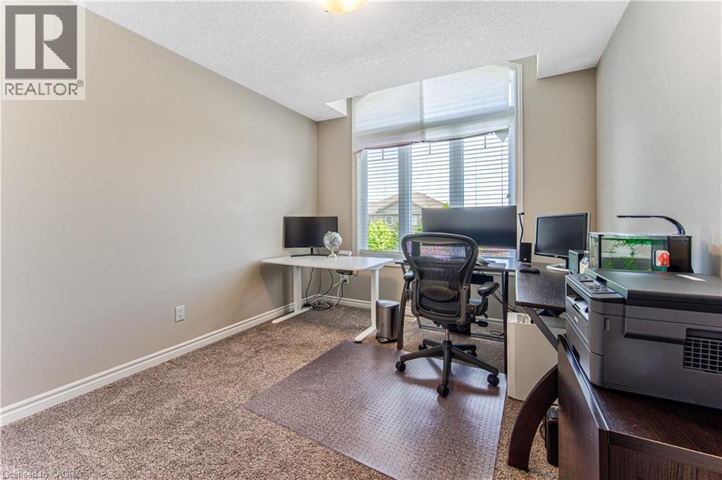 132 TEMPLEWOOD Drive thumbnail 24