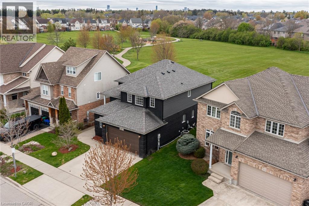 210 HAWKSWOOD Drive thumbnail 2