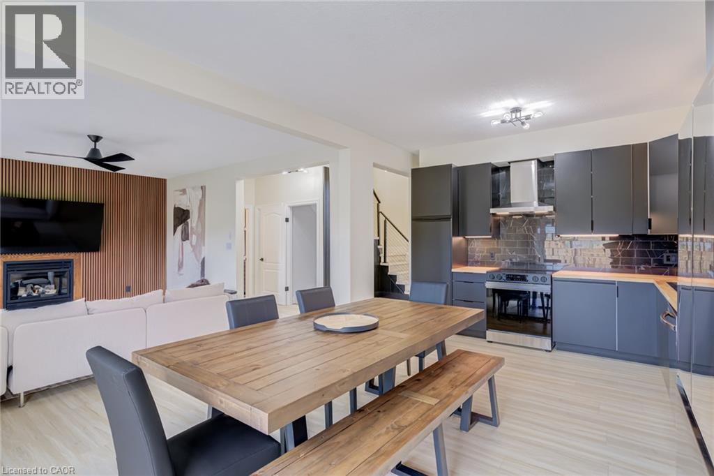 210 HAWKSWOOD Drive thumbnail 20