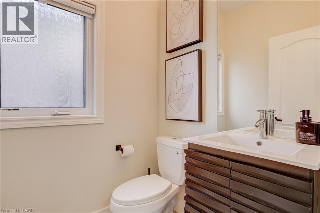 210 HAWKSWOOD Drive thumbnail 24