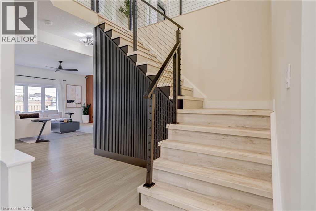 210 HAWKSWOOD Drive thumbnail 26