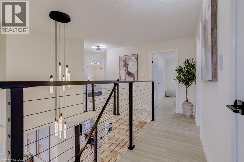210 HAWKSWOOD Drive thumbnail 28