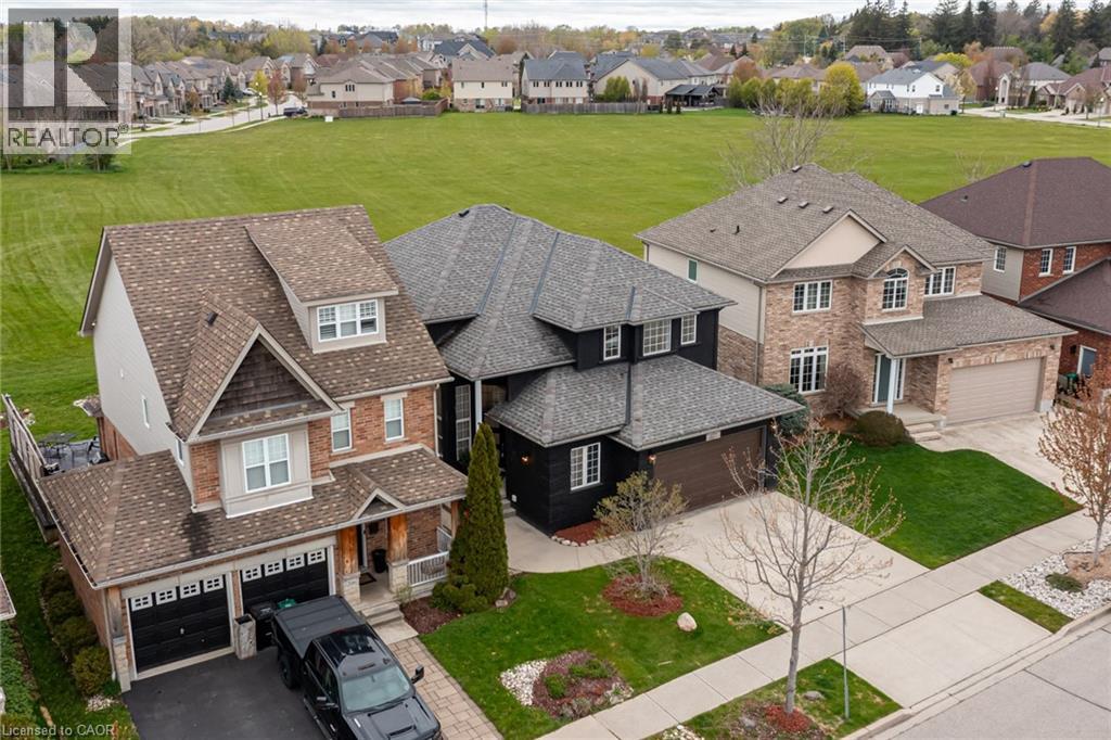 210 HAWKSWOOD Drive thumbnail 3