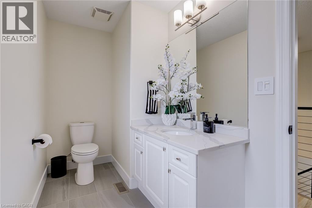 210 HAWKSWOOD Drive thumbnail 40