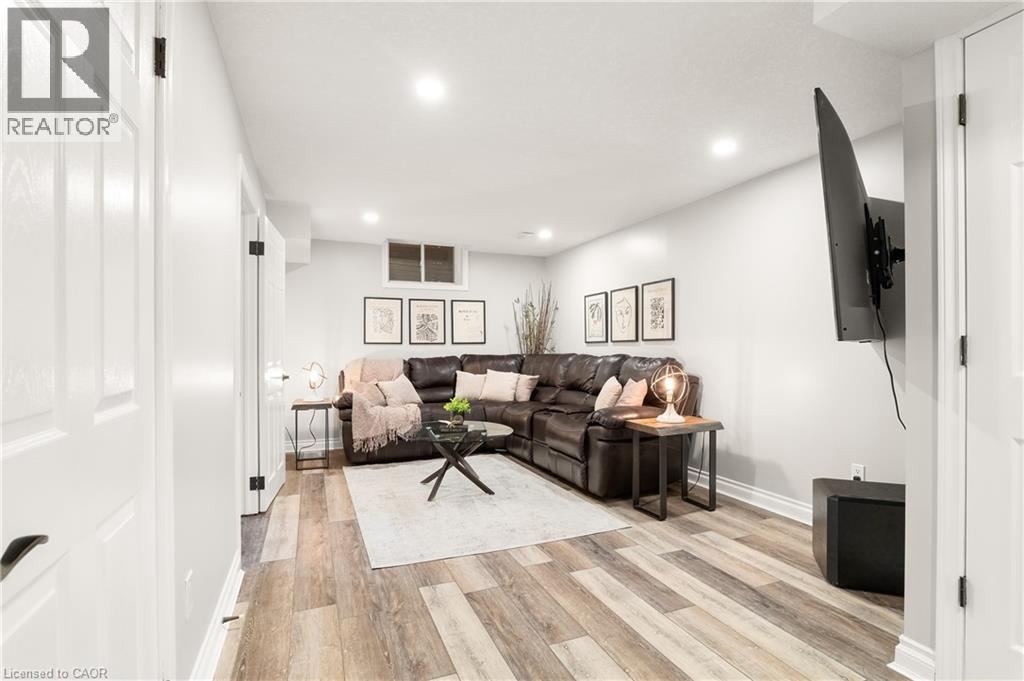 635 BONAVISTA Drive thumbnail 38