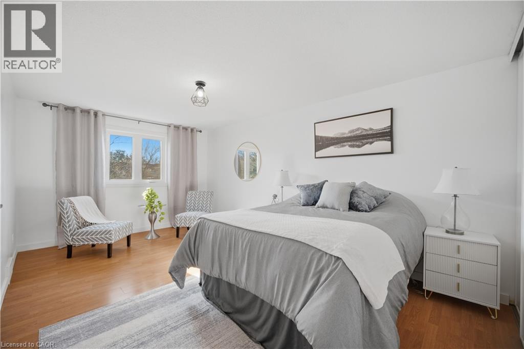 10 RISTAU Crescent thumbnail 18