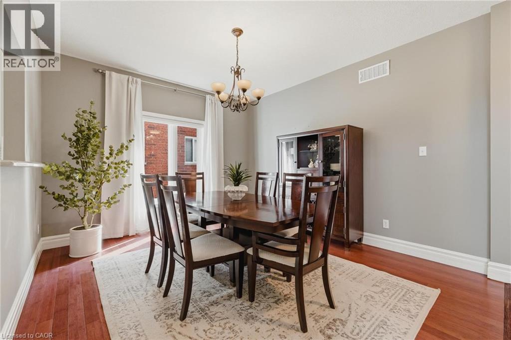 606 DOON SOUTH Drive thumbnail 14