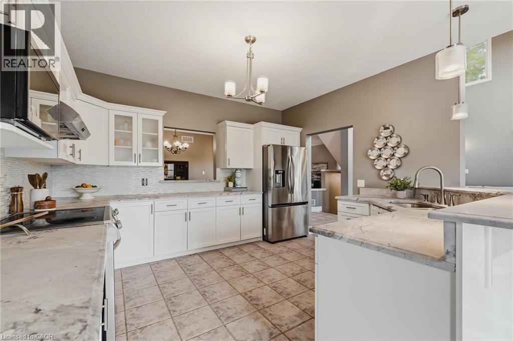 606 DOON SOUTH Drive thumbnail 17
