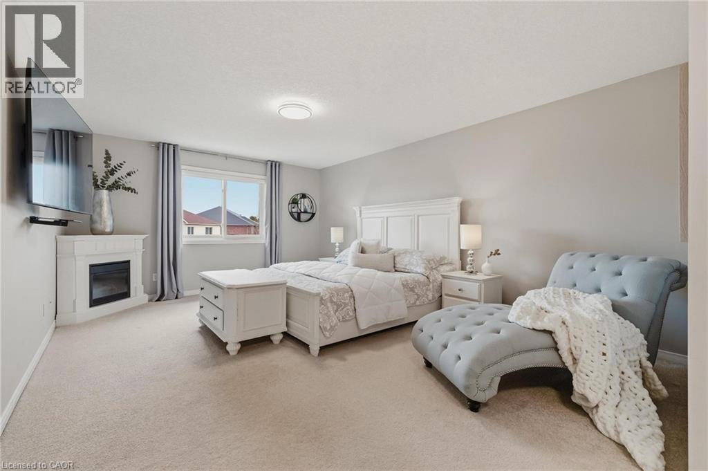 606 DOON SOUTH Drive thumbnail 5