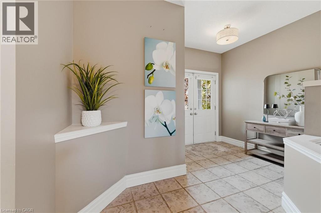 606 DOON SOUTH Drive thumbnail 9