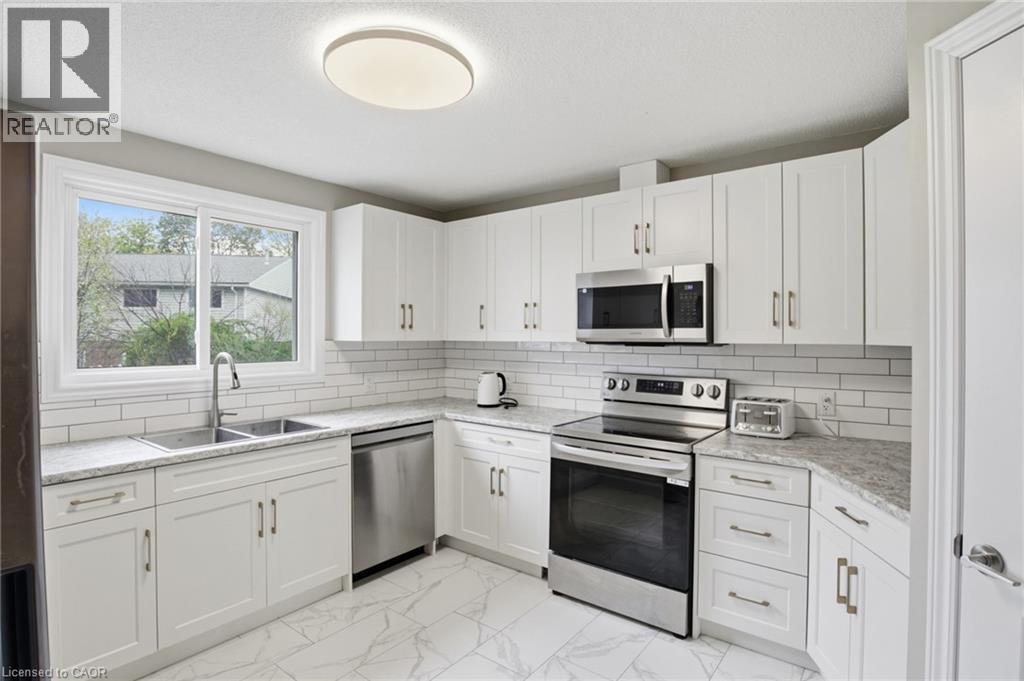 60 ELMSDALE Drive Unit# 46 thumbnail 20