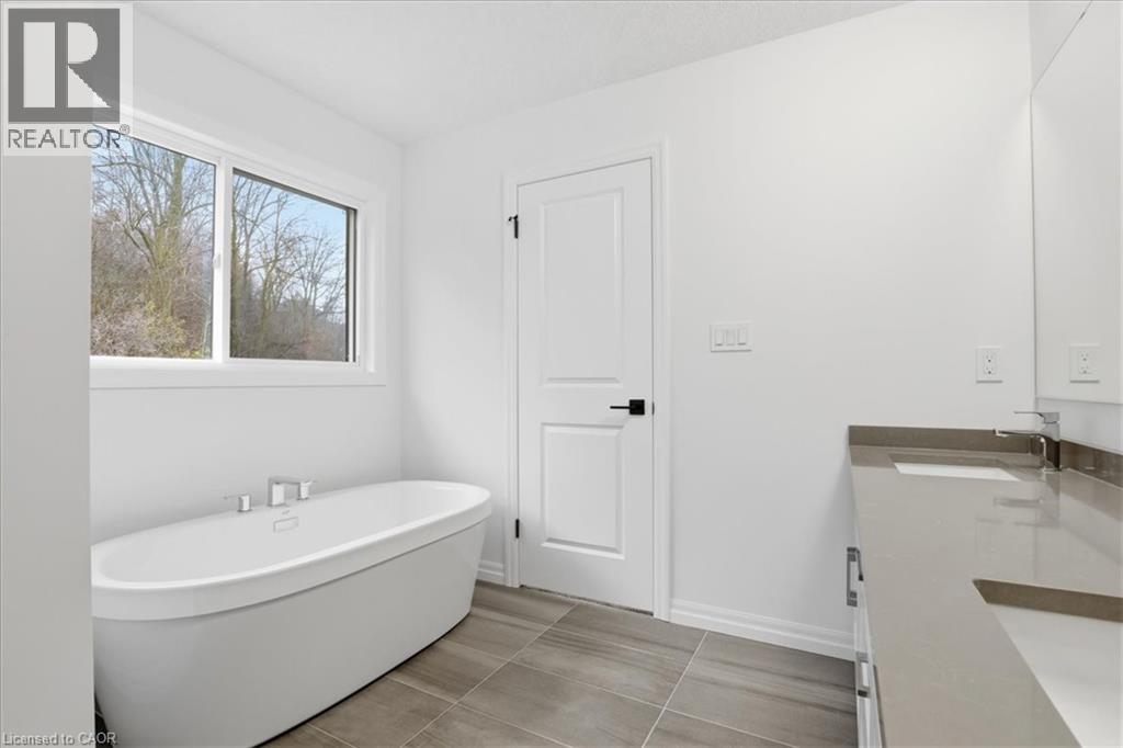 70 QUARRY PARK Drive thumbnail 16