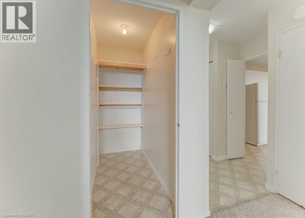 225 HARVARD Place Unit# 1711 thumbnail 29