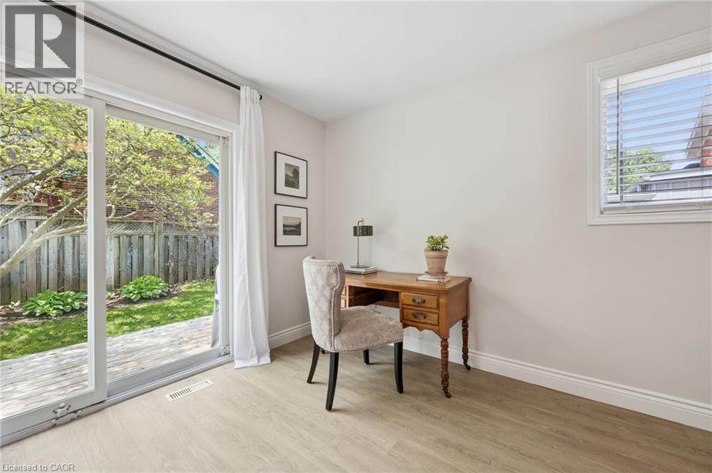 793 BELMONT Avenue W thumbnail 20