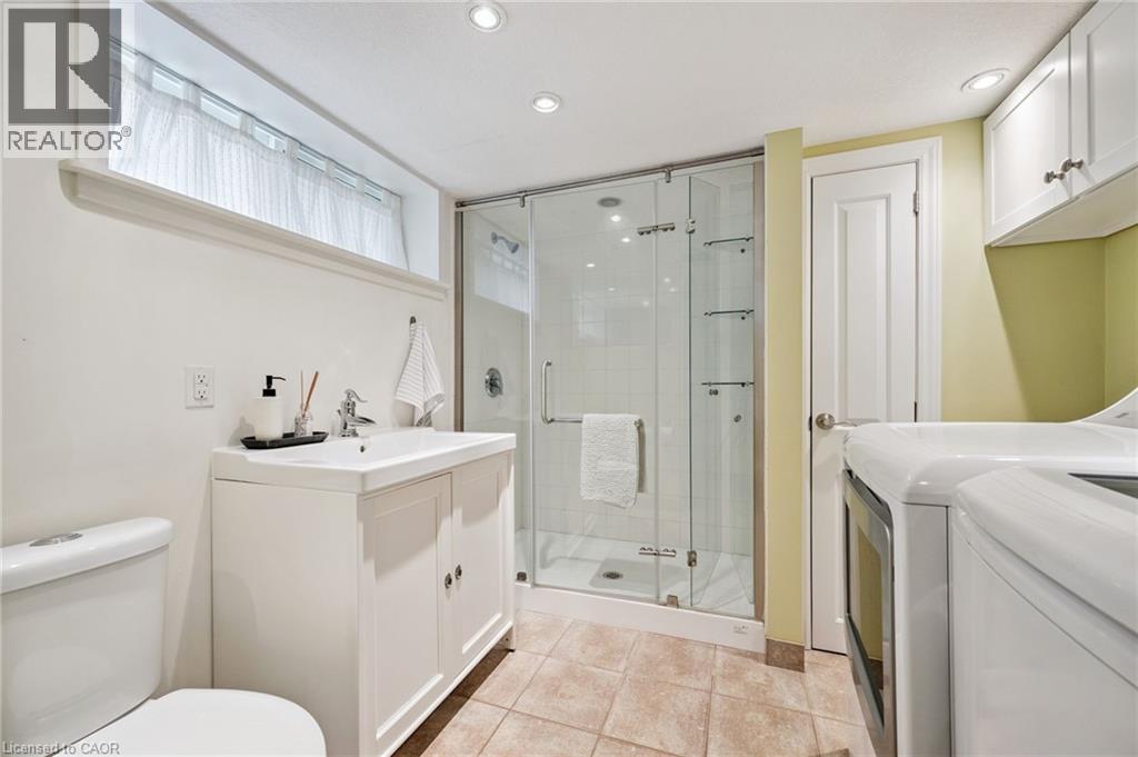 793 BELMONT Avenue W thumbnail 33