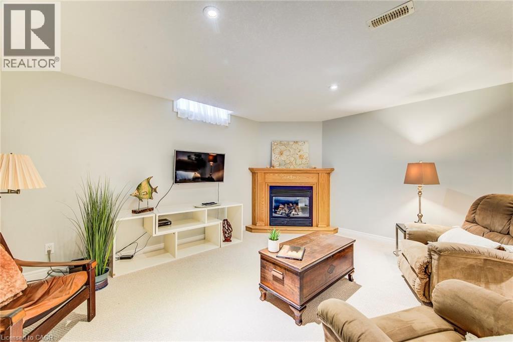 350 DOON VALLEY Drive Unit# 1F thumbnail 32