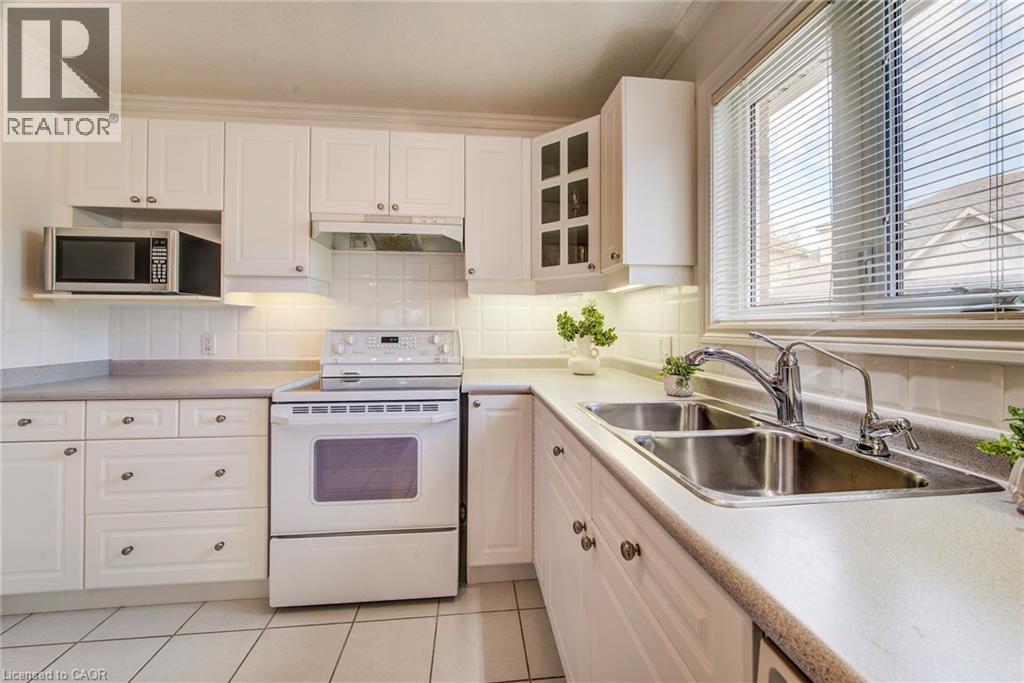 350 DOON VALLEY Drive Unit# 1F thumbnail 17