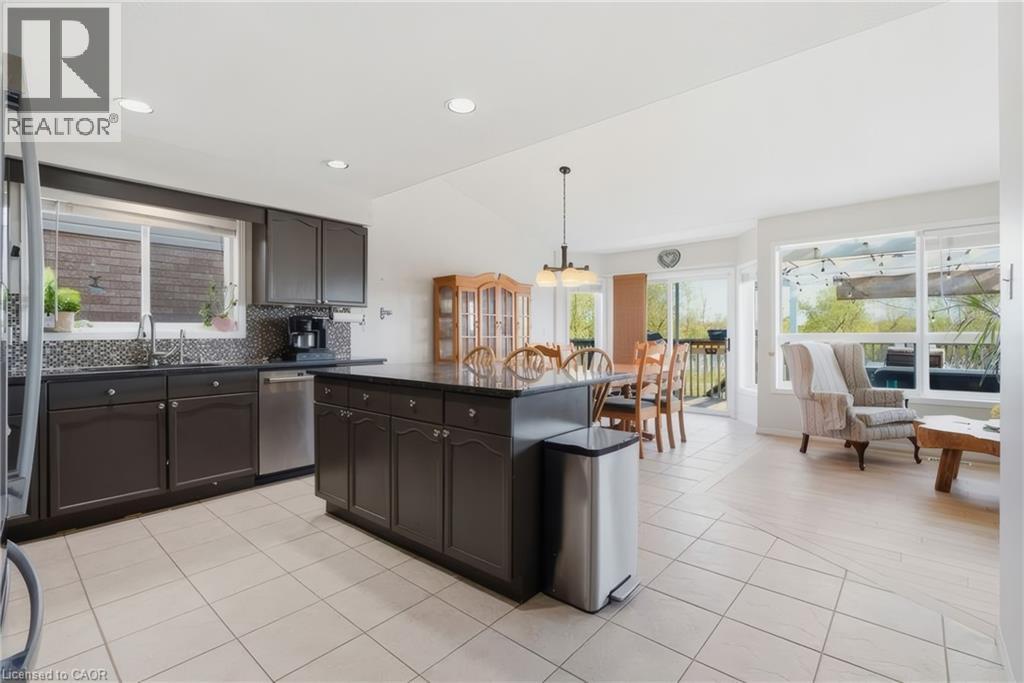 195 GREEN VISTA Drive thumbnail 14