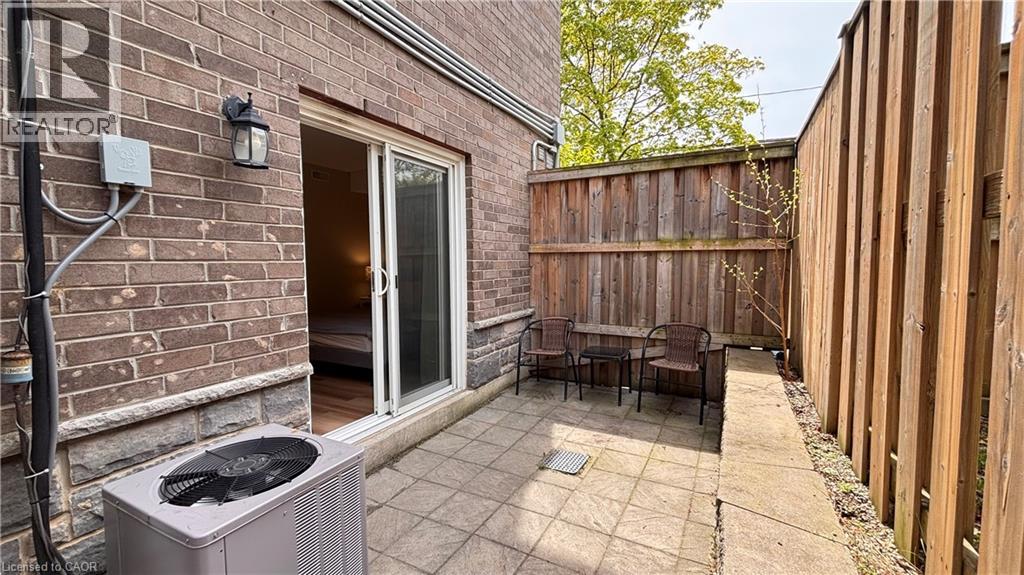 122 COURTLAND Avenue E Unit# 1 thumbnail 12