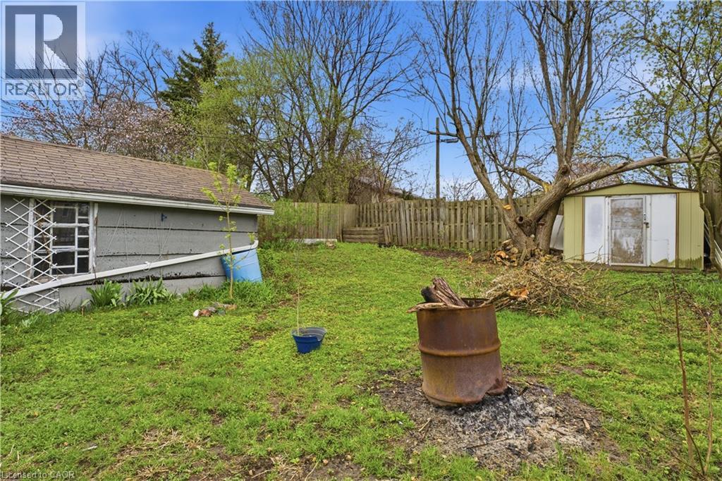609 GUELPH Street thumbnail 28