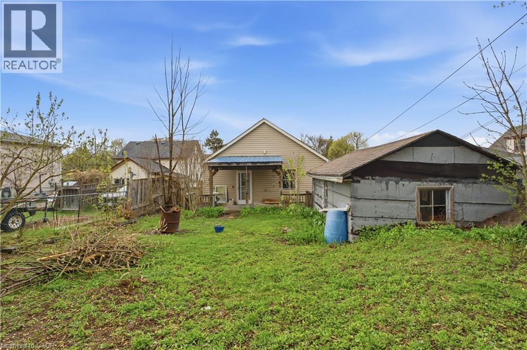609 GUELPH Street thumbnail 29