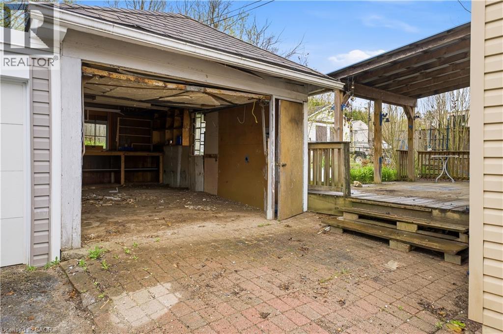 609 GUELPH Street thumbnail 30