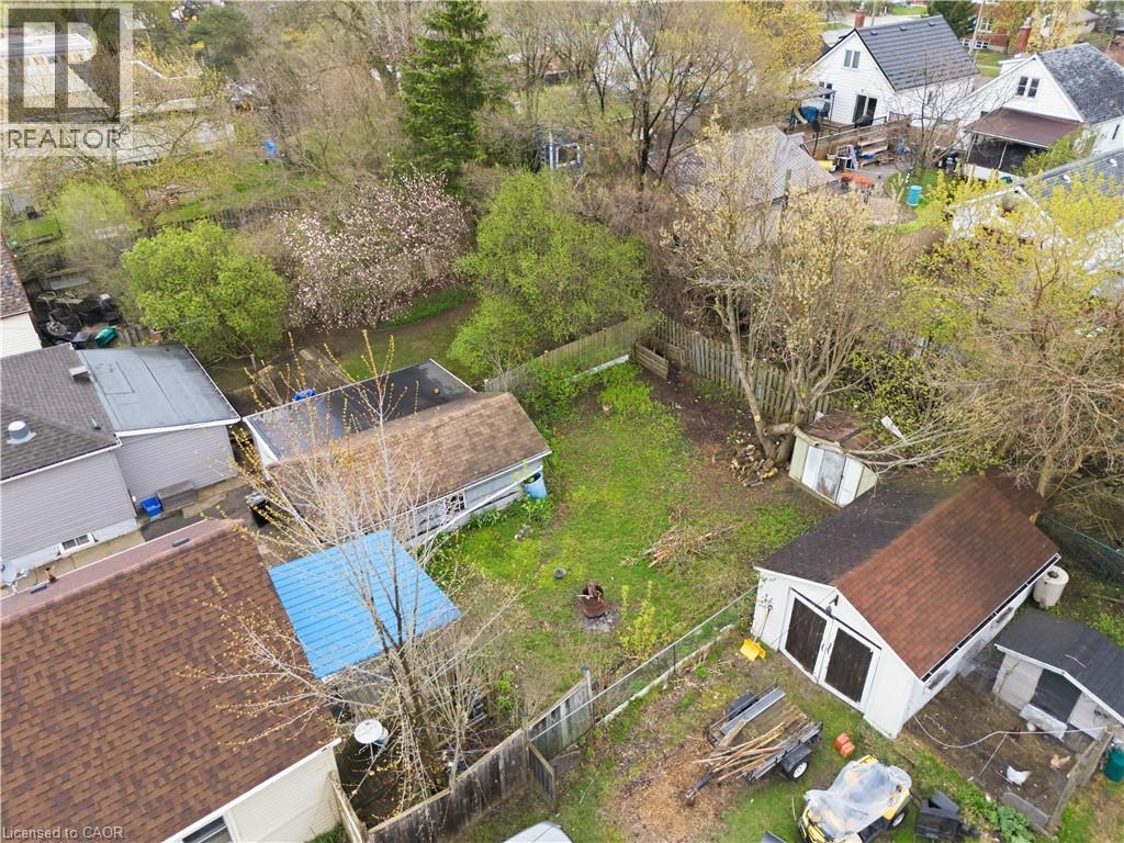 609 GUELPH Street thumbnail 37