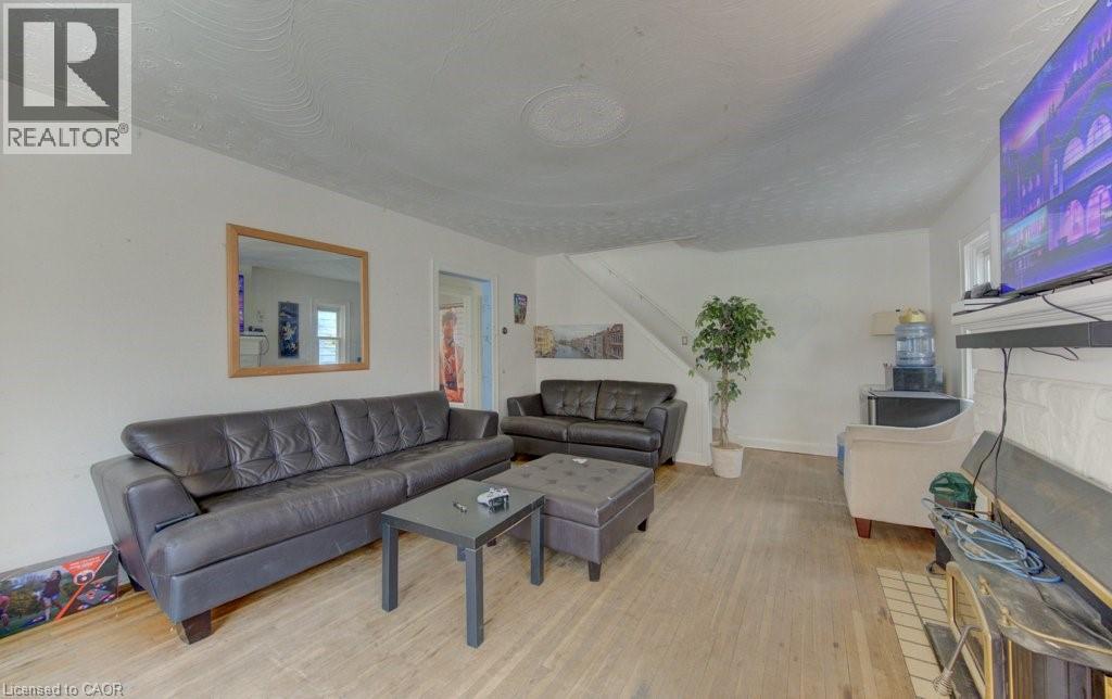8 MARSHALL Street thumbnail 8
