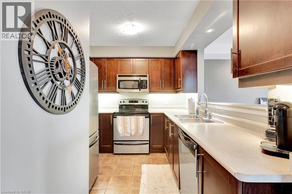 935 ZELLER Crescent thumbnail 11