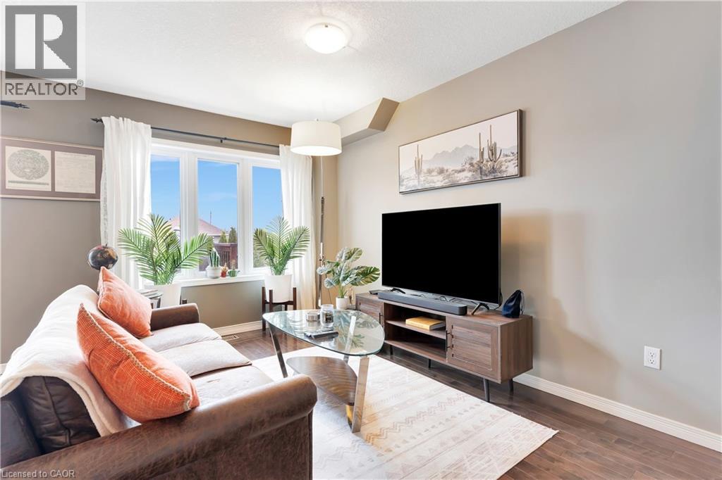 935 ZELLER Crescent thumbnail 18