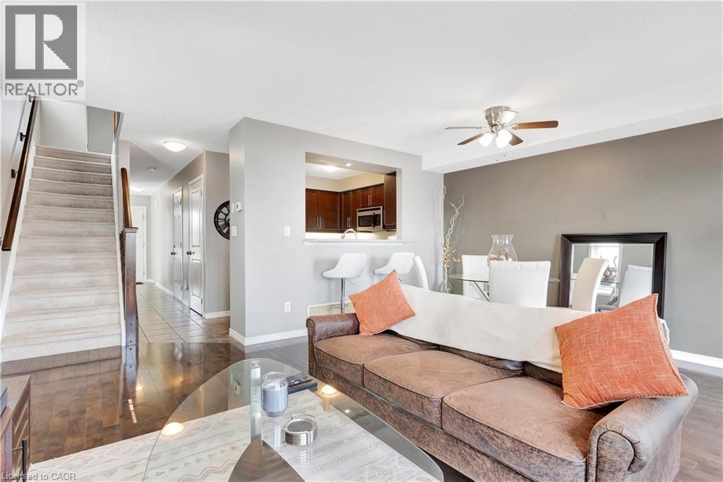 935 ZELLER Crescent thumbnail 19