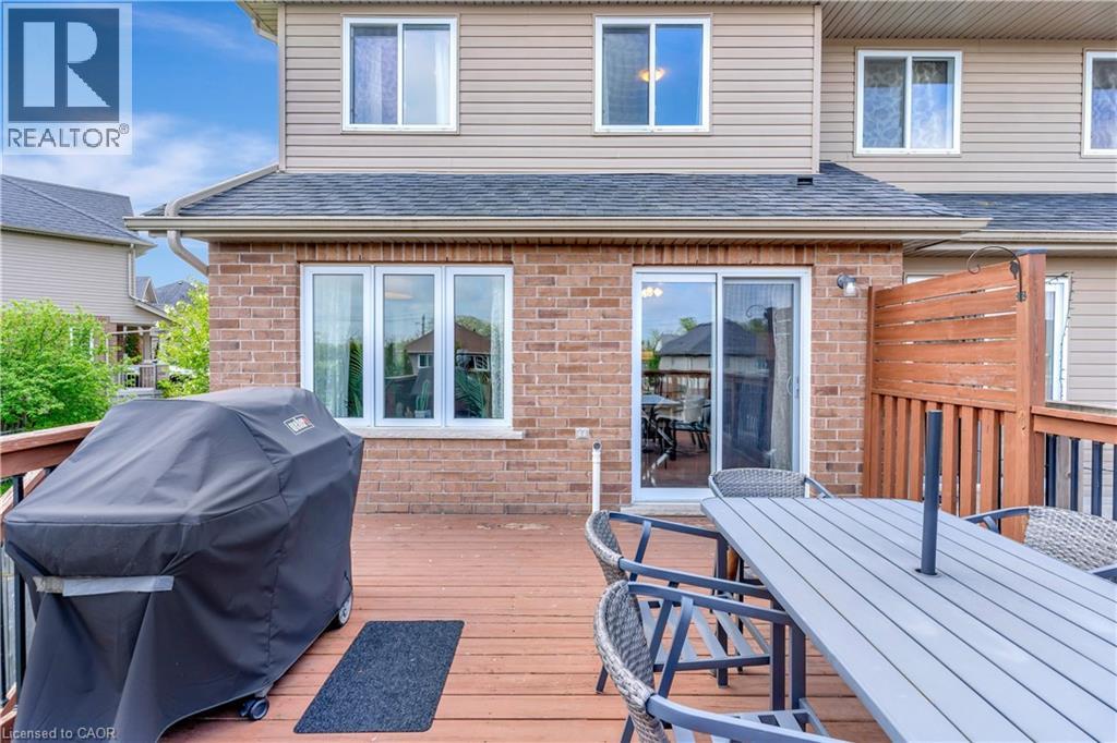935 ZELLER Crescent thumbnail 40